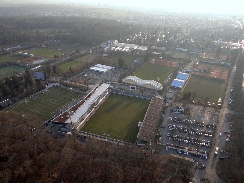 Blick aufs Gazi-Stadion (Kickers)